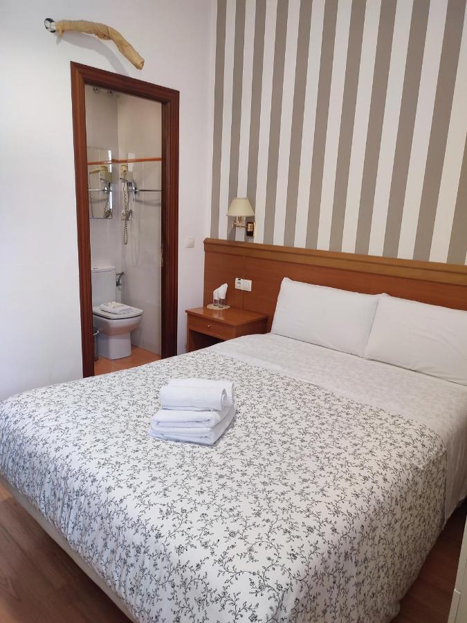 Hostal Salome Madrid Exterior photo