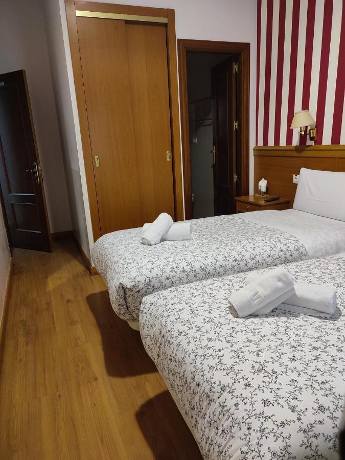 Hostal Salome Madrid Exterior photo