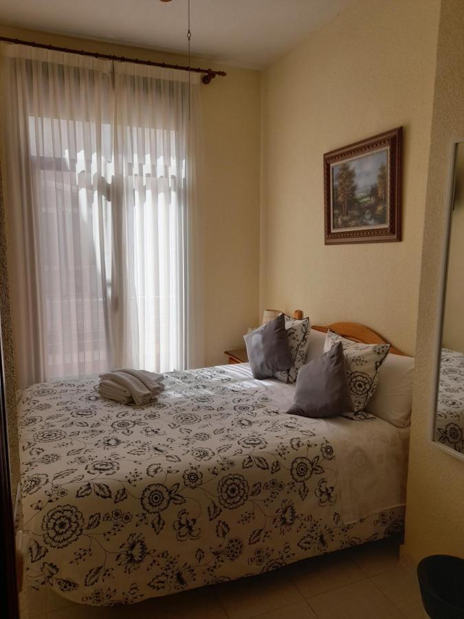 Hostal Salome Madrid Exterior photo