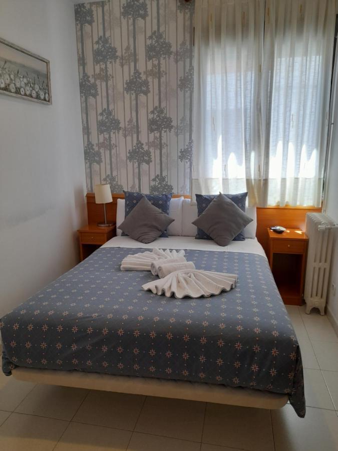 Hostal Salome Madrid Exterior photo