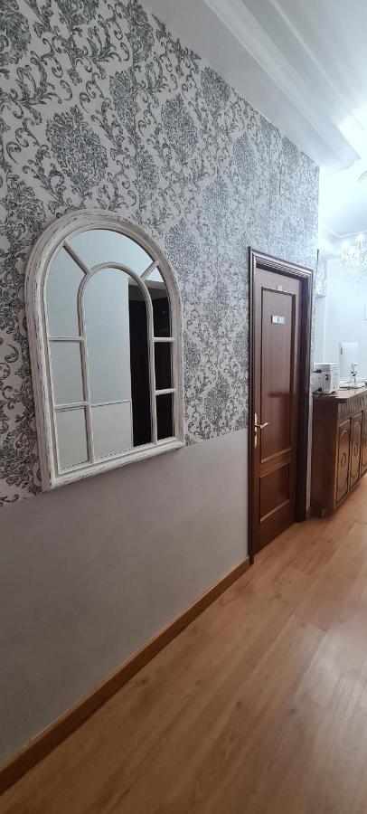 Hostal Salome Madrid Exterior photo