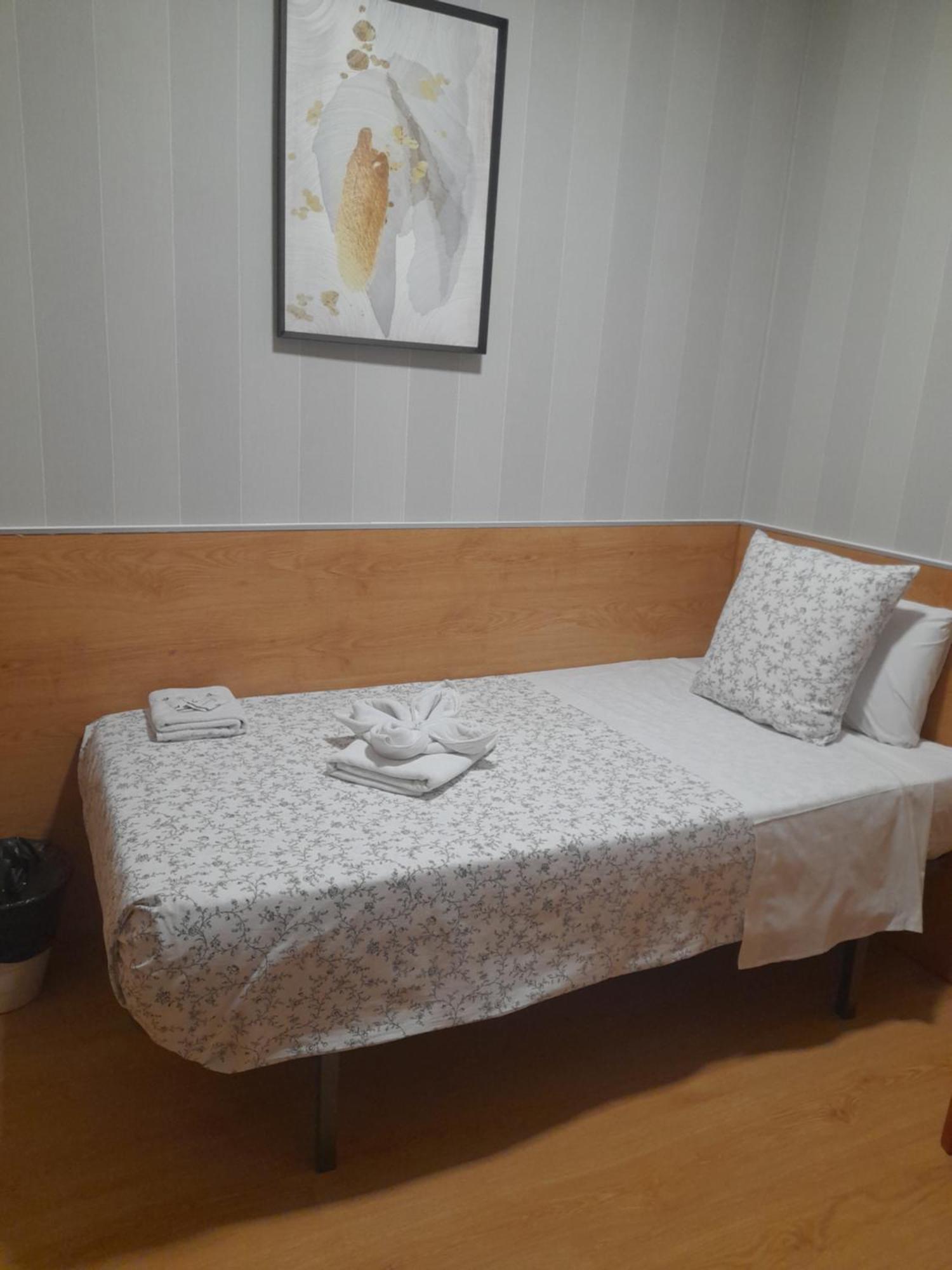 Hostal Salome Madrid Exterior photo