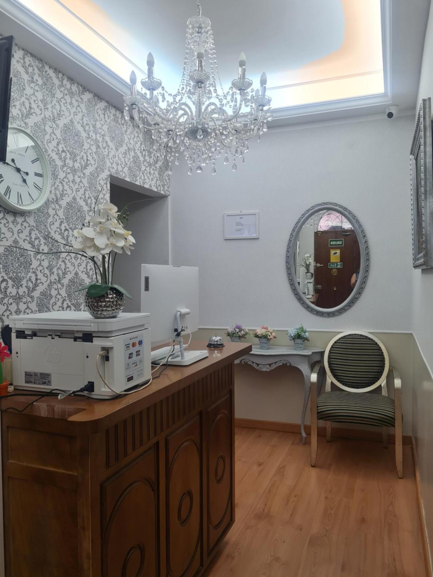 Hostal Salome Madrid Exterior photo