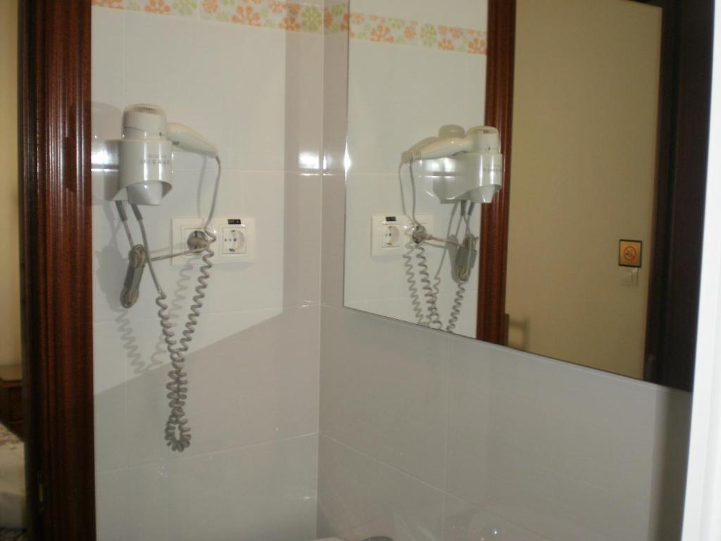 Hostal Salome Madrid Room photo